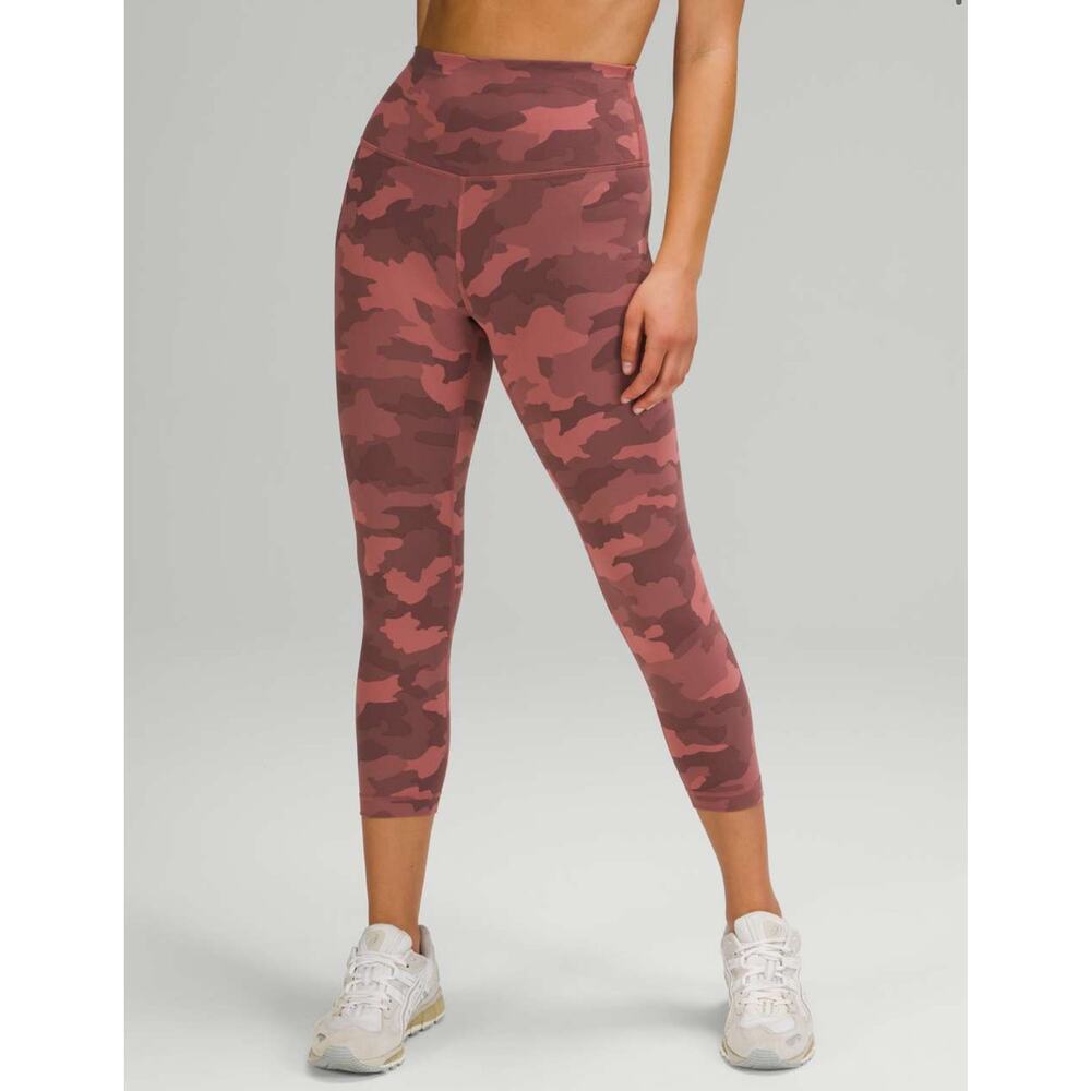Lululemon Heritage 365 Camo Capri Leggings Size 4